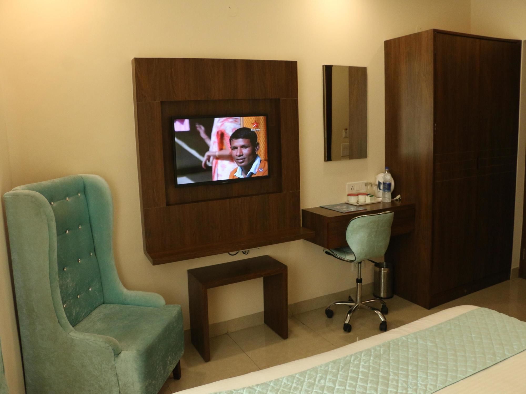 Hotel Rk Grande لوديانا المظهر الخارجي الصورة